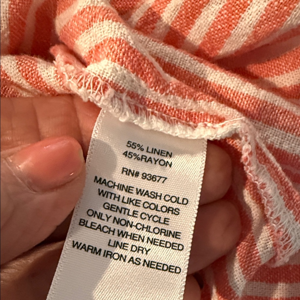 Peach/deamcicle and White Striped Blouse and Shorts Set (look at other pics) - Picture 11 of 14